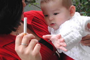 ما هى مخاطر التدخين على الأطفال؟