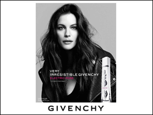 Givenchy تصدر عطرها الجديد و ليف تيلر مُلهمتها