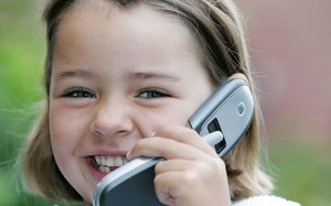 لماذا يجب أن نشتري هواتف نقالة لأطفالنا ؟